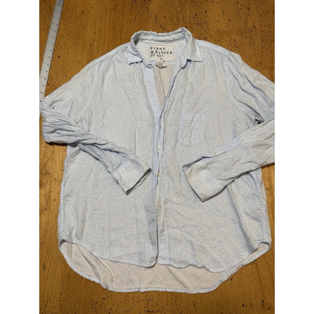 Women "Frank & Eileen"sky blue, long sleeve button up shirt Size Small